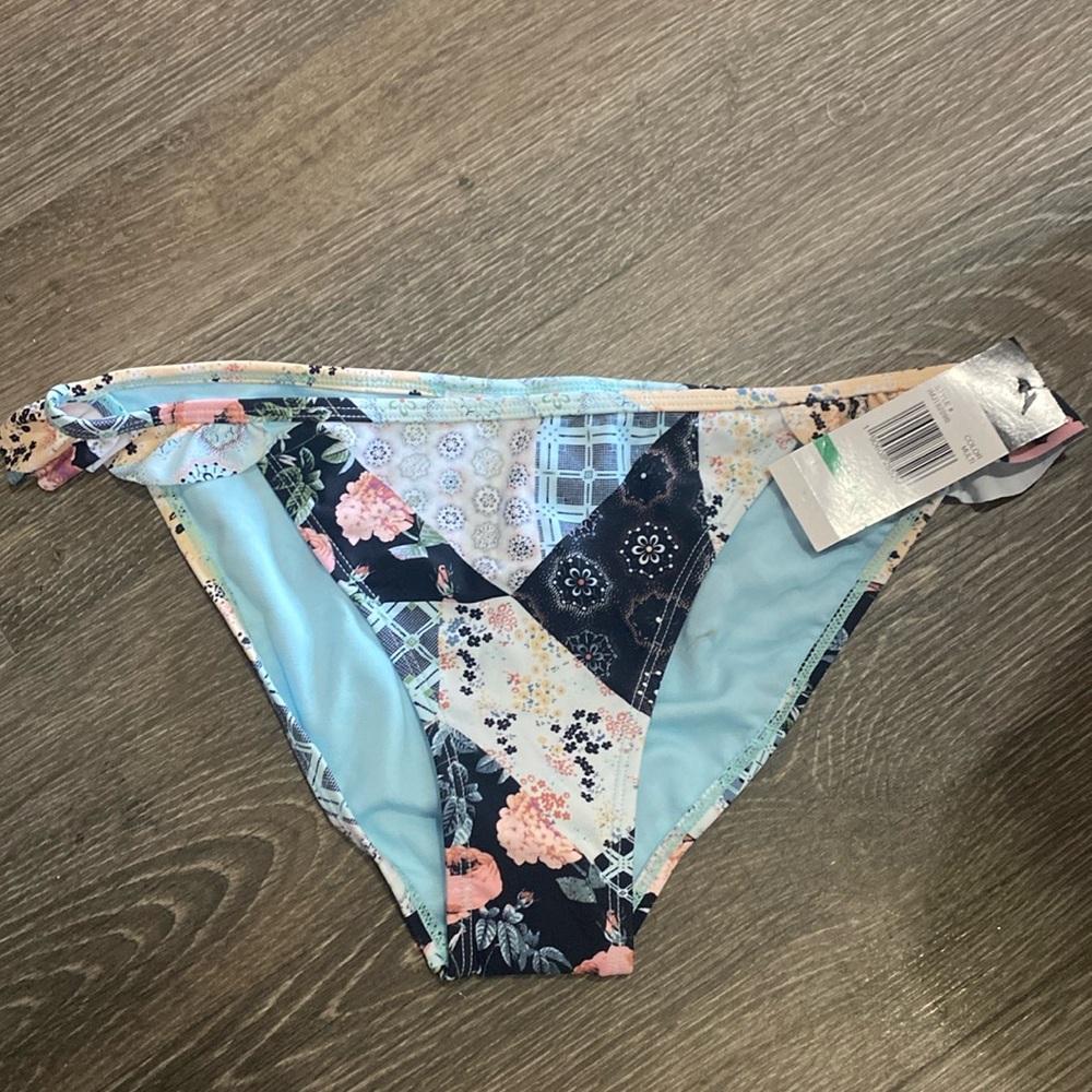 California Waves Patchwork Bikini Bottoms Swimsuit Separates Large New 4/25